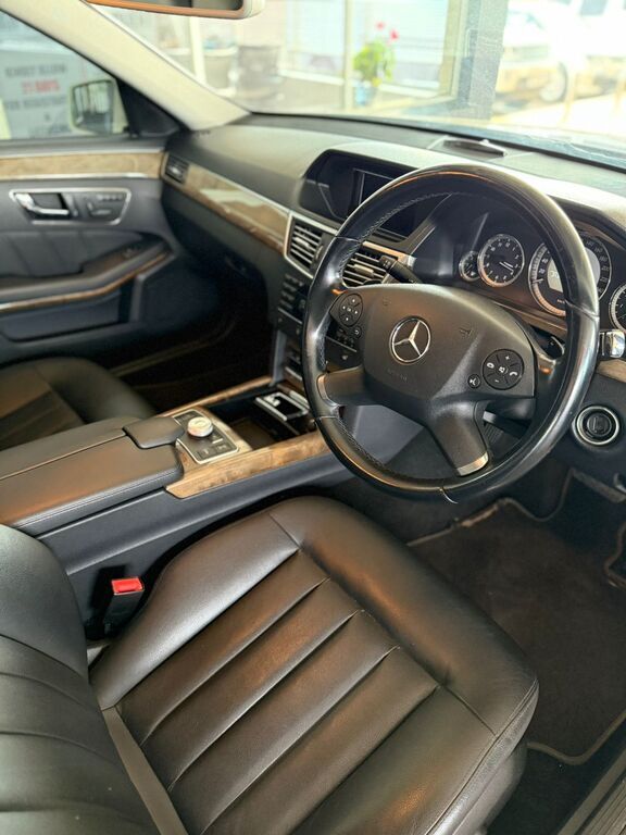 MERCEDES-BENZ E CLASS SEDAN E 500 AVANTGARDE