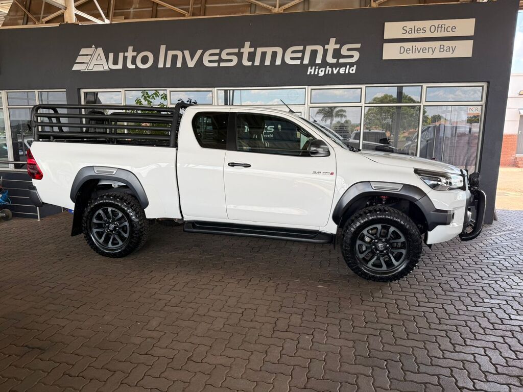 TOYOTA HILUX HILUX 2.8 GD-6 RB LEGEND 4X4 A/T P/U E/CAB