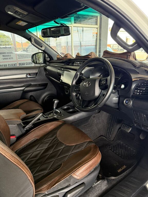 TOYOTA HILUX HILUX 2.8 GD-6 RB LEGEND 4X4 A/T P/U E/CAB