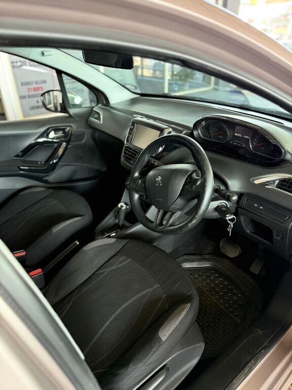 PEUGEOT 208 208 1.6 VTi  ACTIVE A/T 5DR