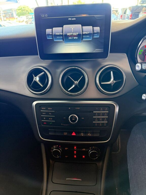 MERCEDES-BENZ CLA CLA220d A/T