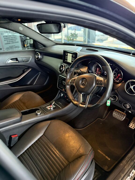MERCEDES-BENZ GLA GLA 45 AMG
