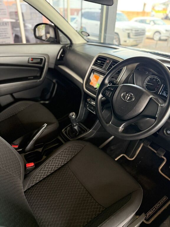 TOYOTA URBAN CRUISER URBAN CRUISER 1.5 Xs - 7