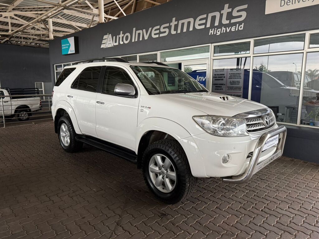 TOYOTA FORTUNER FORTUNER 3.0D-4D 4X4 A/T - 1