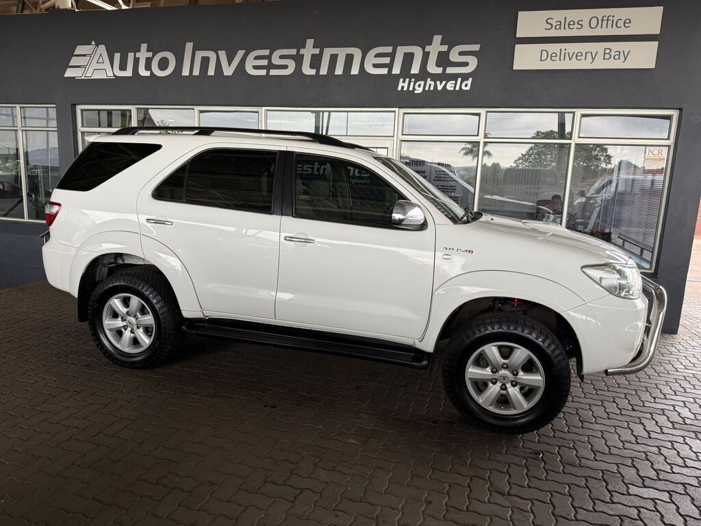 TOYOTA FORTUNER FORTUNER 3.0D-4D 4X4 A/T - 3