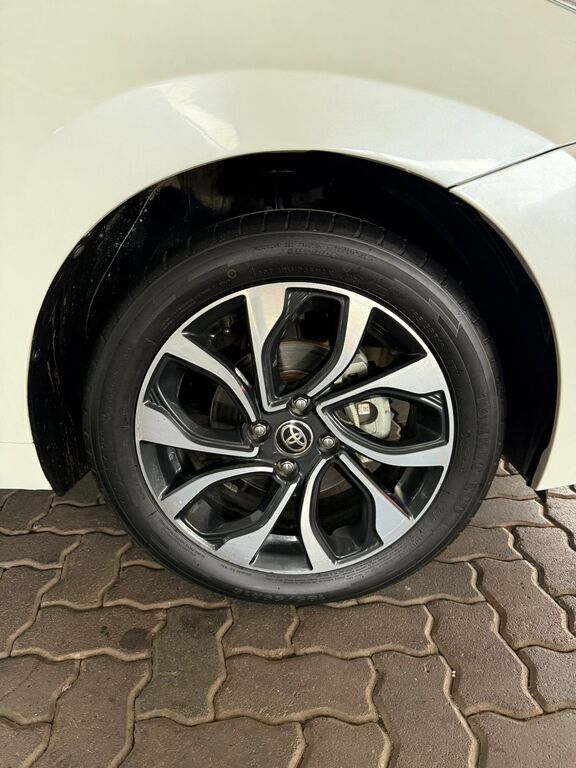 TOYOTA STARLET STARLET 1.4 XR A/T