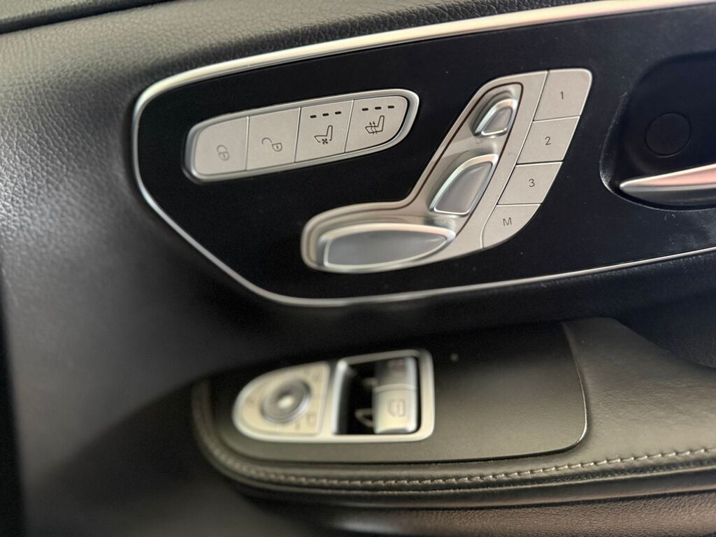 MERCEDES-BENZ V CLASS V300d AVANTGARDE AMG LINE