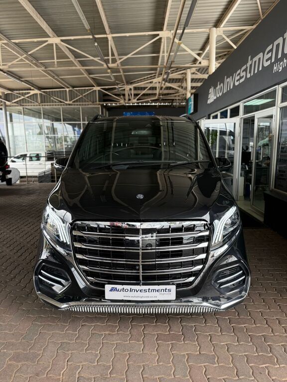 MERCEDES-BENZ V CLASS V300d AVANTGARDE AMG LINE