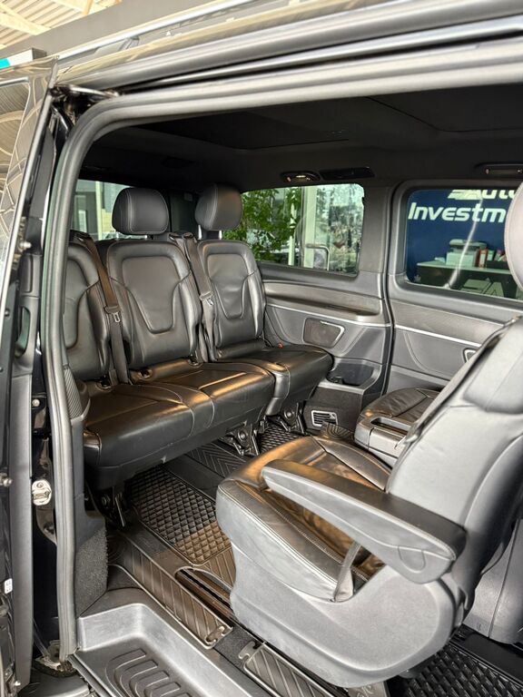 MERCEDES-BENZ V CLASS V300d AVANTGARDE AMG LINE