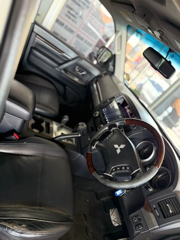 MITSUBISHI PAJERO PAJERO 3200 DI-D GLS A/T