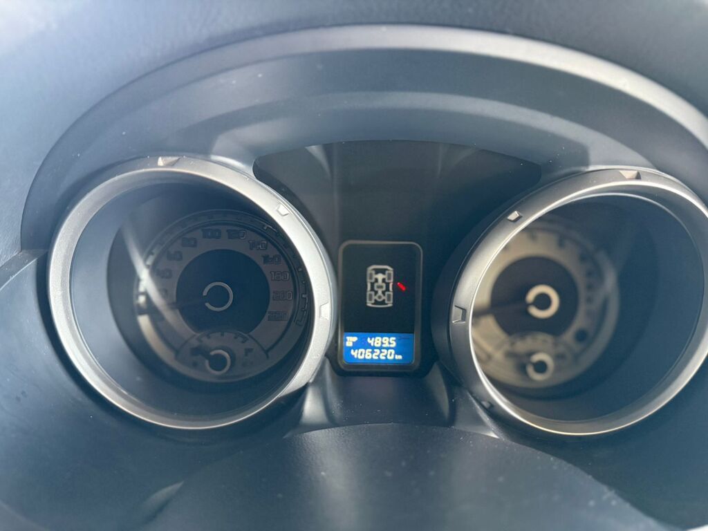 MITSUBISHI PAJERO PAJERO 3200 DI-D GLS A/T