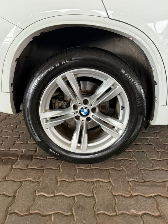 BMW X5 X5 xDRIVE40d A/T (F15)