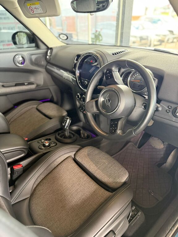 MINI COOPER COUNTRYMAN COOPER COUNTRYMAN A/T