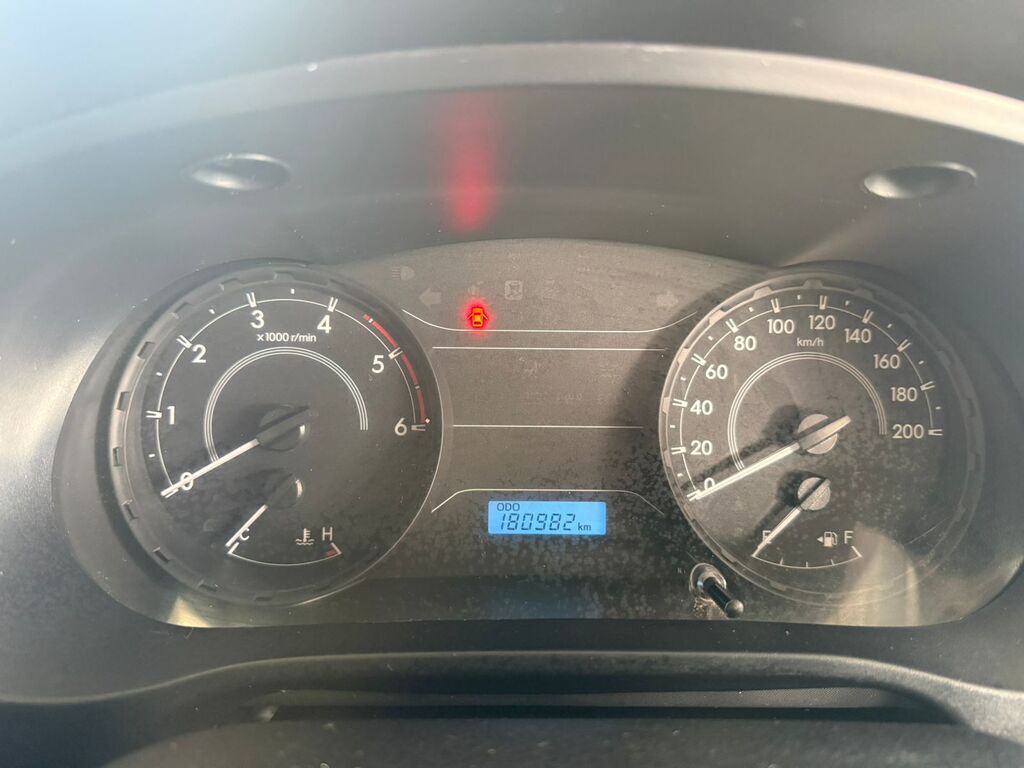 TOYOTA HILUX HILUX 2.4 GD S A/C P/U S/C - 8