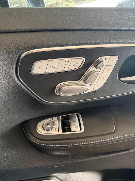 MERCEDES-BENZ V250 V250d AVANTGARDE A/T - 11