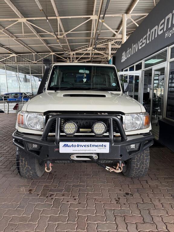 TOYOTA LAND CRUISER PICK UP LAND CRUISER 79 4.5D P/U D/C - 2