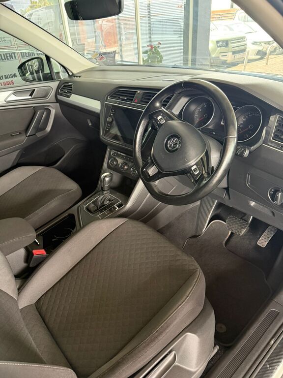 VOLKSWAGEN TIGUAN TIGUAN ALLSPACE 1.4 TSI T/LINE DSG (110KW) - 7