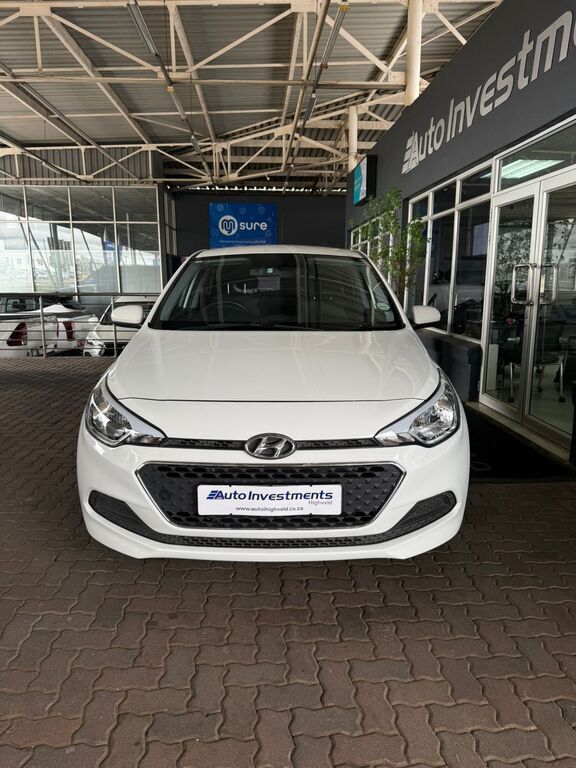 HYUNDAI i20 i20 1.4 FLUID