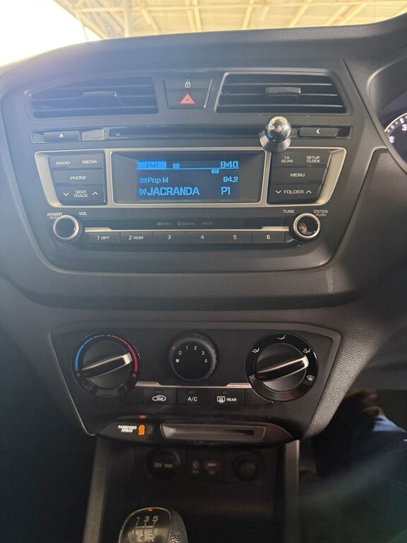 HYUNDAI i20 i20 1.4 FLUID