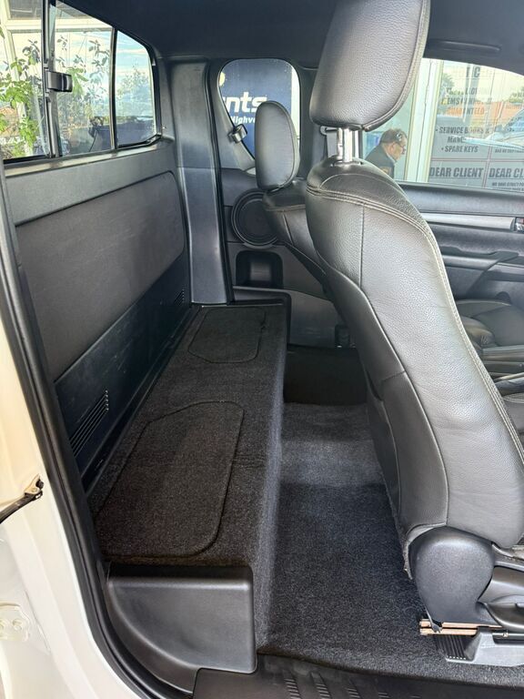 TOYOTA HILUX HILUX 2.8 GD-6 RB LEGEND 4X4 A/T P/U E/CAB