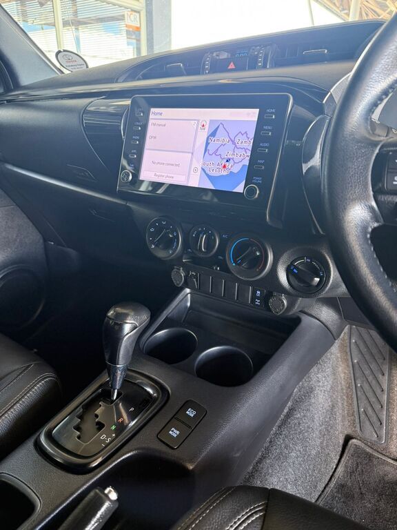 TOYOTA HILUX HILUX 2.8 GD-6 RB LEGEND 4X4 A/T P/U E/CAB