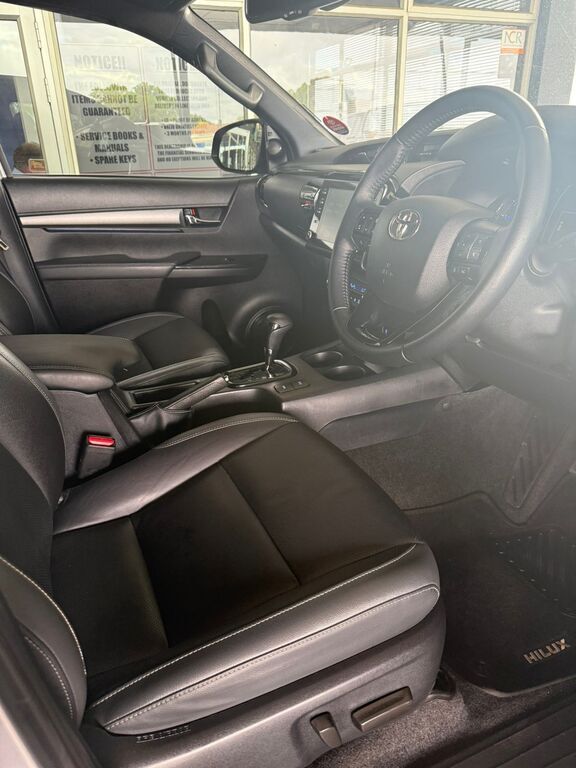 TOYOTA HILUX HILUX 2.8 GD-6 RB LEGEND A/T P/U D/C