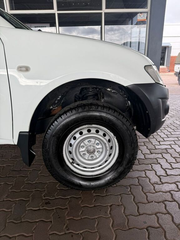 MITSUBISHI TRITON TRITON 2.4 MPi GLX P/U S/C