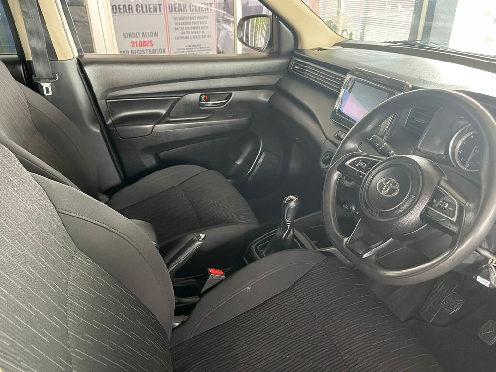 TOYOTA RUMION RUMION 1.5 SX - 8