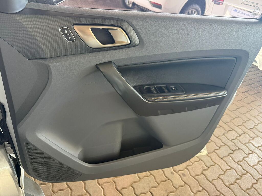 FORD RANGER RANGER 3.2TDCi WILDTRAK A/T P/U D/C - 17