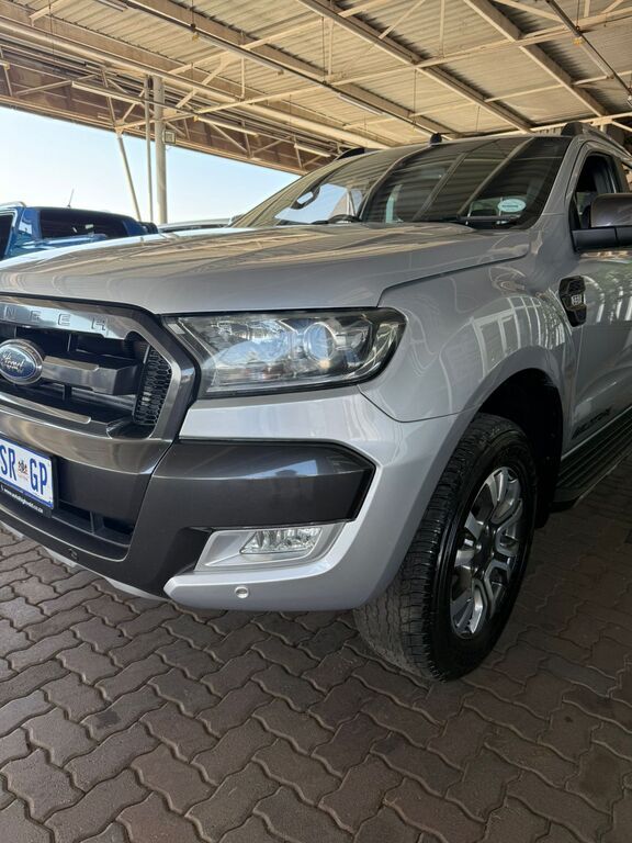 FORD RANGER RANGER 3.2TDCi WILDTRAK A/T P/U D/C - 4