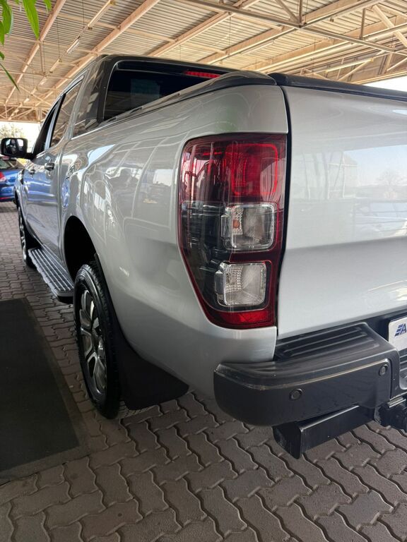 FORD RANGER RANGER 3.2TDCi WILDTRAK A/T P/U D/C - 9
