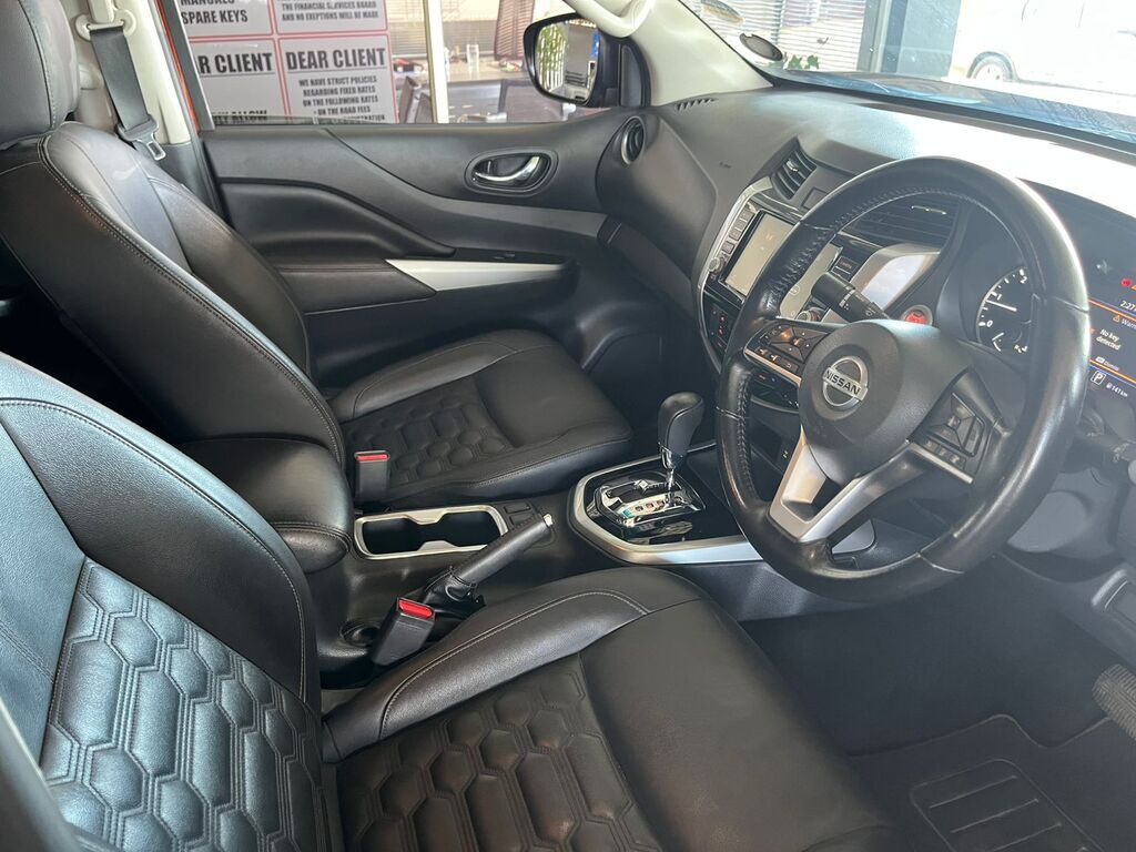 NISSAN NAVARA NAVARA 2.5DDTI LE/LE PLUS A/T D/C P/U - 13