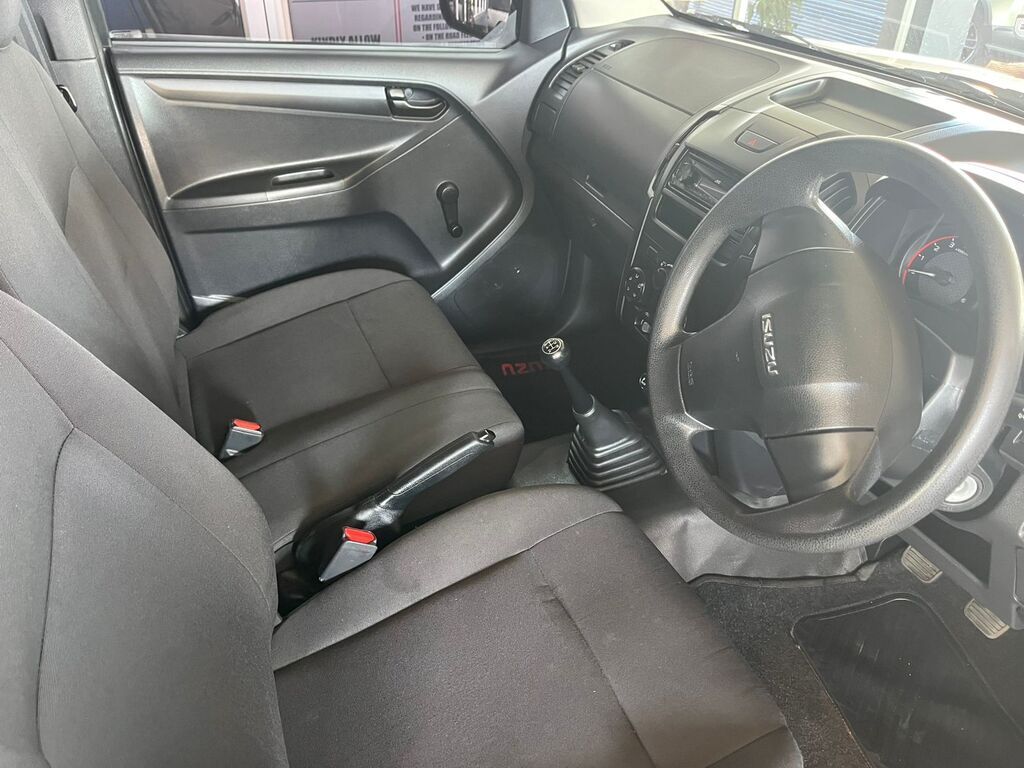 ISUZU D-MAX D-MAX 250 HO FLEETSIDE SAFETY S/C C/C - 11