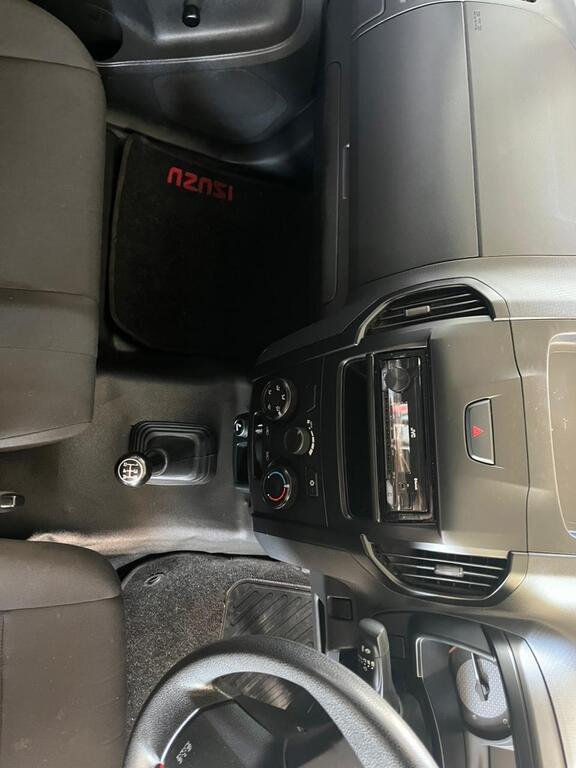 ISUZU D-MAX D-MAX 250 HO FLEETSIDE SAFETY S/C C/C - 12