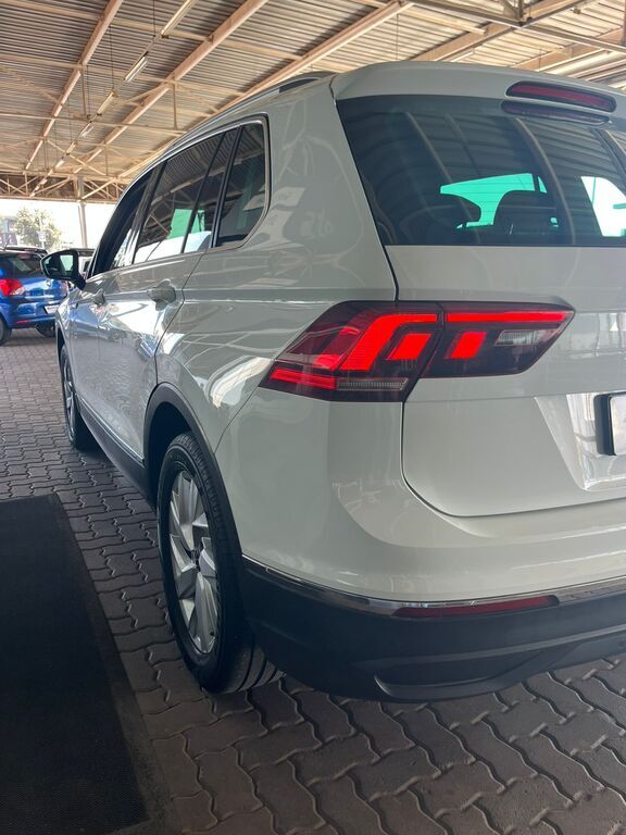 VOLKSWAGEN TIGUAN TIGUAN 1.4 TSI LIFE DSG (110KW) - 9