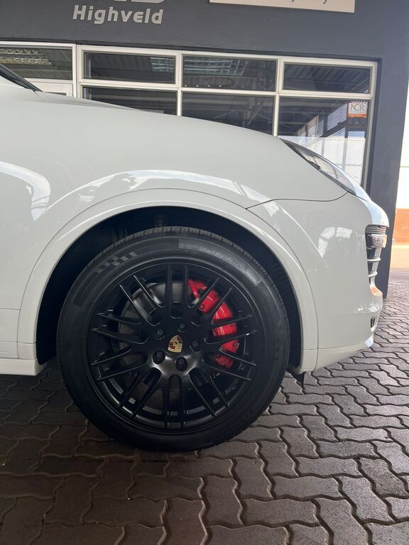PORSCHE CAYENNE CAYENNE GTS TIP (E2 GEN II) - 6
