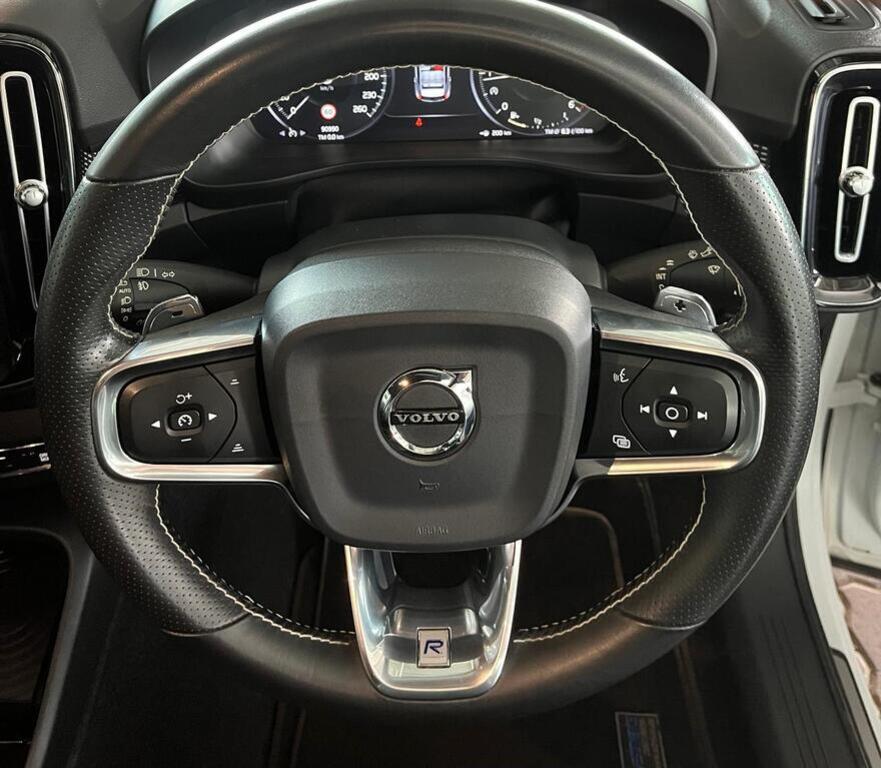 VOLVO XC40 XC40 D4 R-DESIGN AWD GEARTRONIC - 15