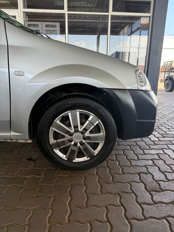NISSAN NP200 NP200 1.5 DCi  A/C SAFETY PACK P/U S/C - 6