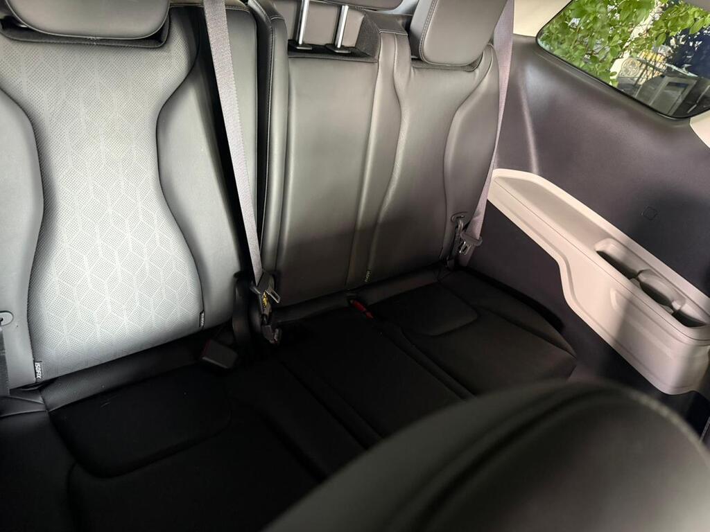 KIA CARNIVAL CARNIVAL 2.2 CRDI EX A/T - 10