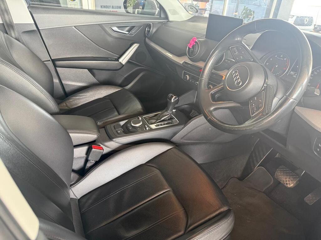 AUDI Q2 Q2 35 TFSI TIP - 12