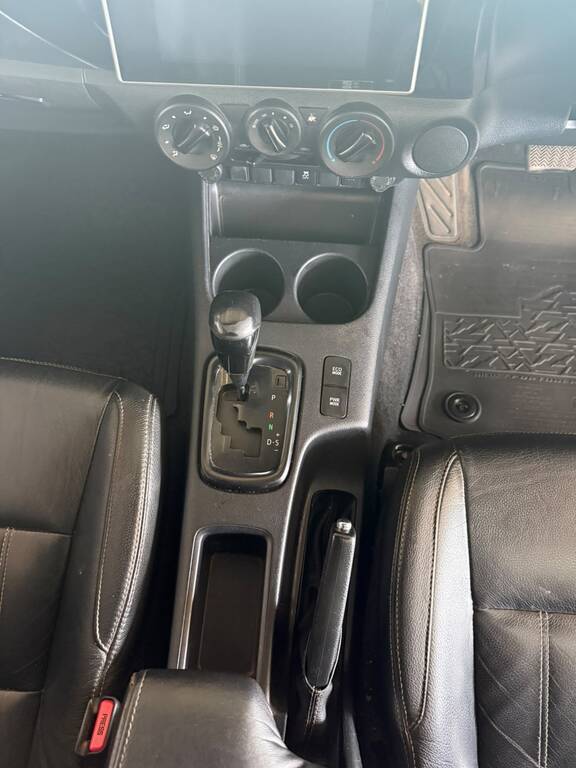 TOYOTA HILUX HILUX 2.8 GD-6 RB RAIDER P/U E/CAB A/T - 13