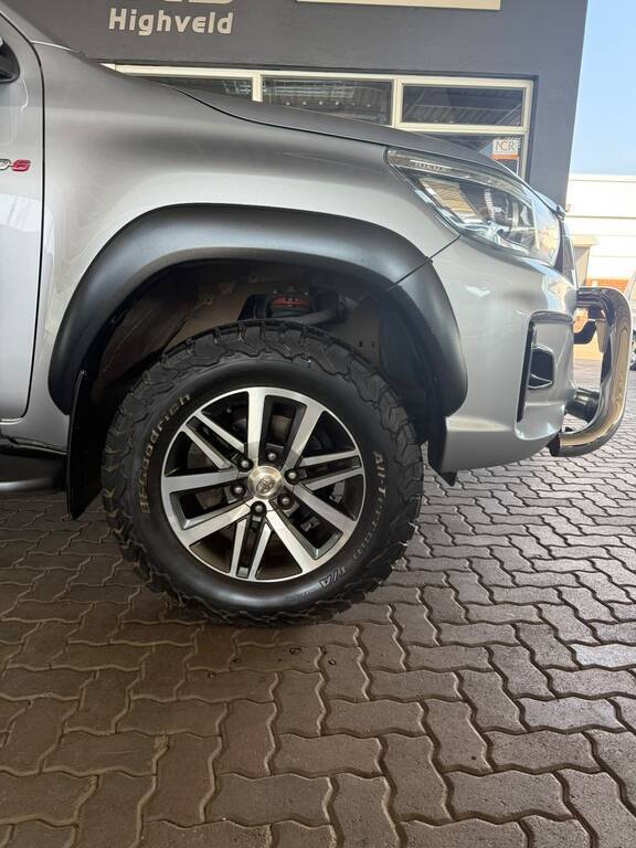 TOYOTA HILUX HILUX 2.8 GD-6 RB RAIDER P/U E/CAB A/T - 6