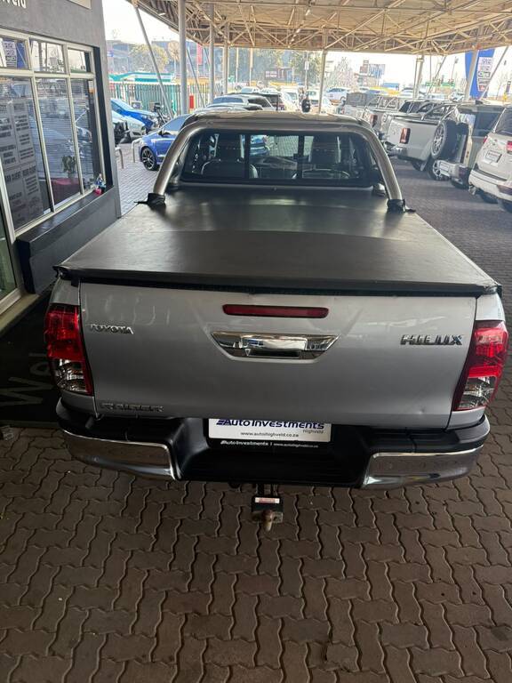 TOYOTA HILUX HILUX 2.8 GD-6 RB RAIDER P/U E/CAB A/T - 8