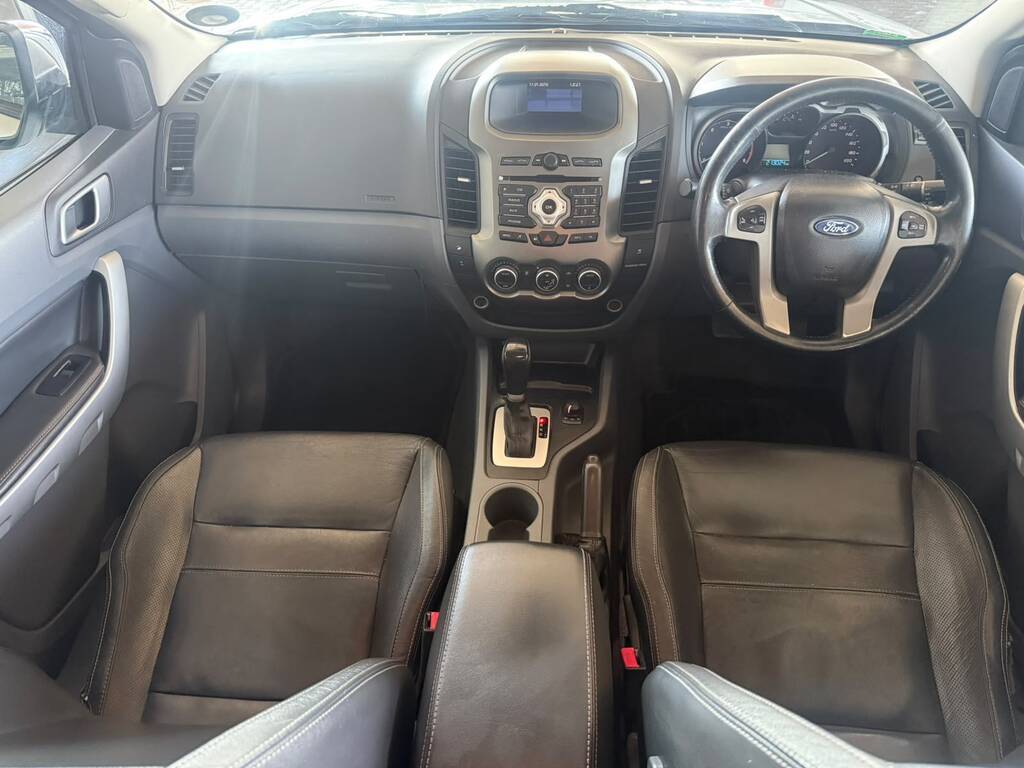 FORD RANGER RANGER 3.2TDCi XLT 4X4 A/T P/U D/C - 10