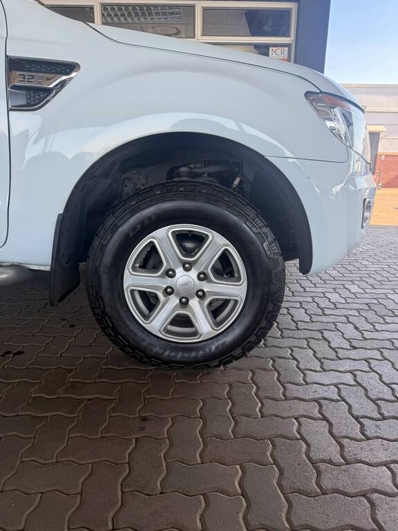 FORD RANGER RANGER 3.2TDCi XLT 4X4 A/T P/U D/C - 5