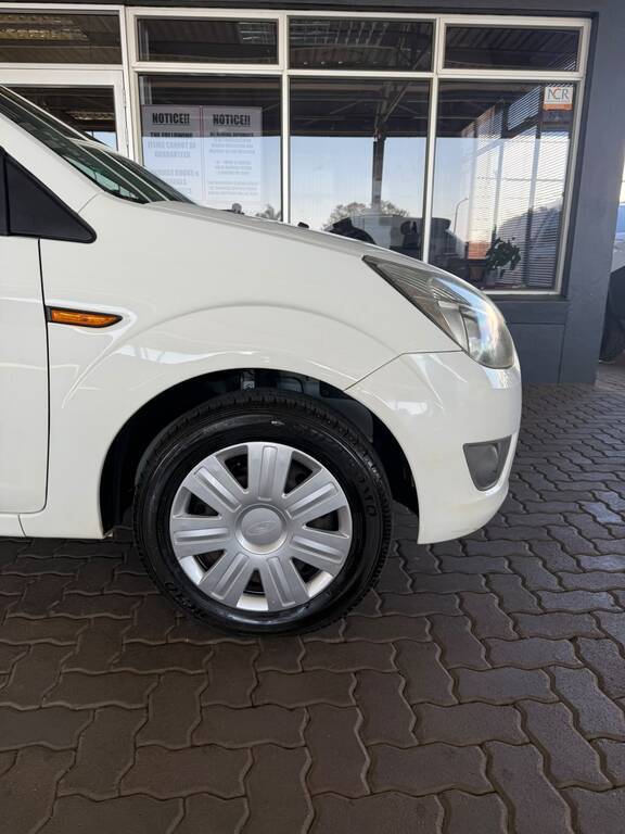 FORD FIGO FIGO 1.4 AMBIENTE - 5