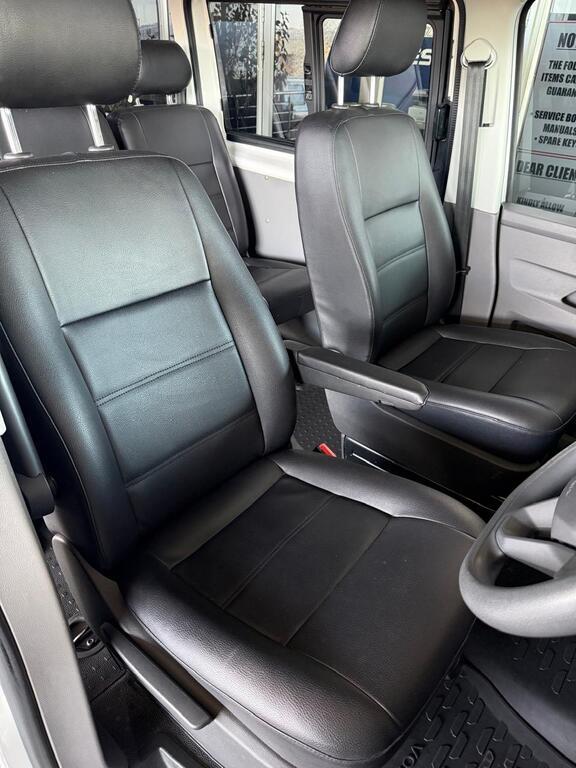 VOLKSWAGEN TRANSPORTER T6.1 CREWBUS 2.0BiTDi LWB 146KW 4MOT DSG (8 SEAT) - 17