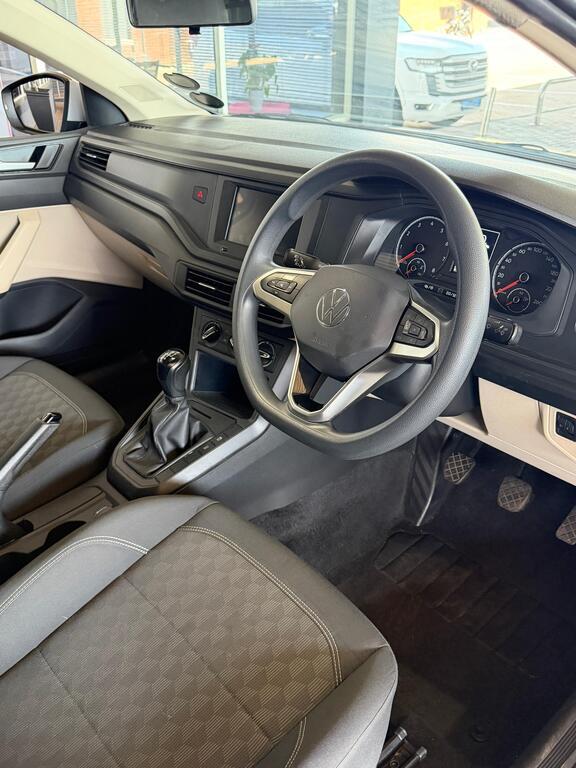 VOLKSWAGEN POLO CLASSIC POLO 1.6 - 11