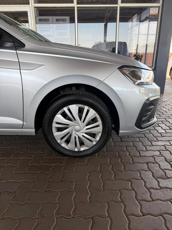 VOLKSWAGEN POLO CLASSIC POLO 1.6 - 4