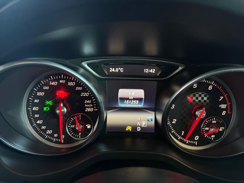 MERCEDES-BENZ A CLASS A 200 STYLE A/T - 8